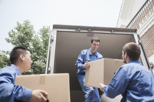 Moving truck service for Elephant and Castle residential and commercial removals